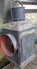 click for 14K .jpg image of DNGR Omeath gate lamp